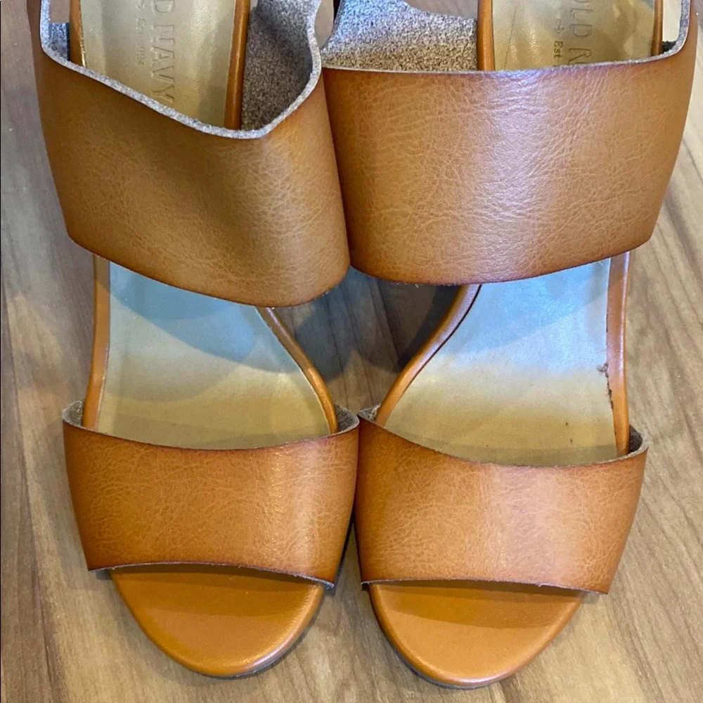Old Navy Brown Orange Wide strap Pleather Wedge Heel Sandals w Buckle - Picture 10 of 11